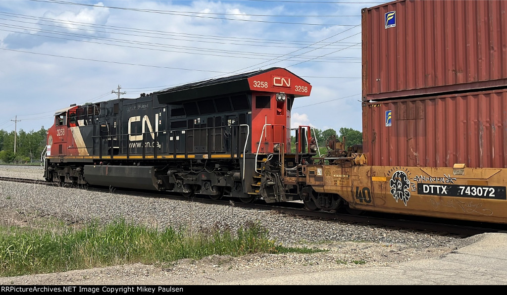 CN 3258